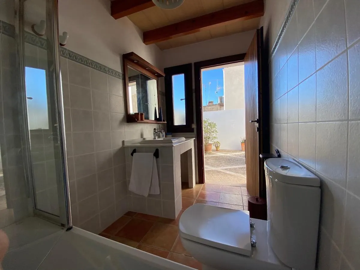 Casa Nuria, En El Centro, Al Lado De La Escalinata Del Calvario Para 6 Personas Villa Pollenca Spain